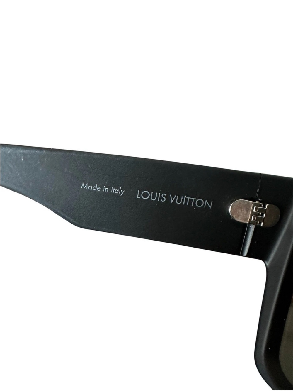 Authentic Louis Vuitton Waime Sunglasses - Picture 5 of 12
